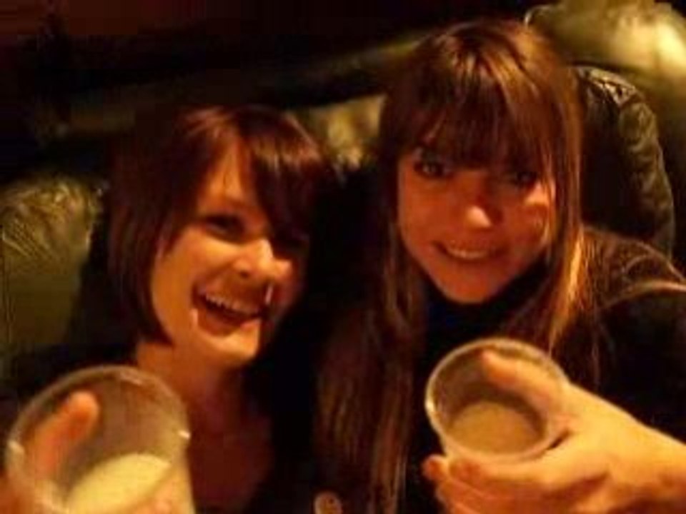 Marine et Sophie pour Charline51