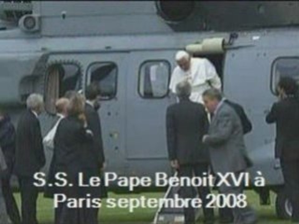 Le Pape à Paris aux Invalides