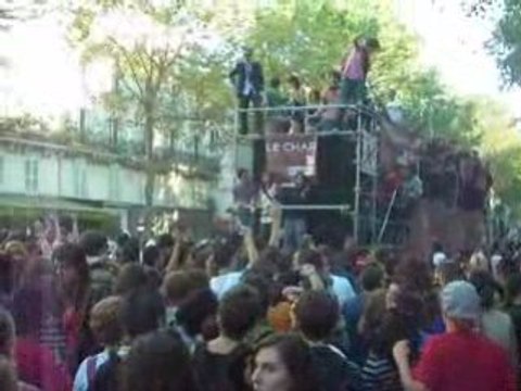 Techno Parade 08 - Char Virtual DJ