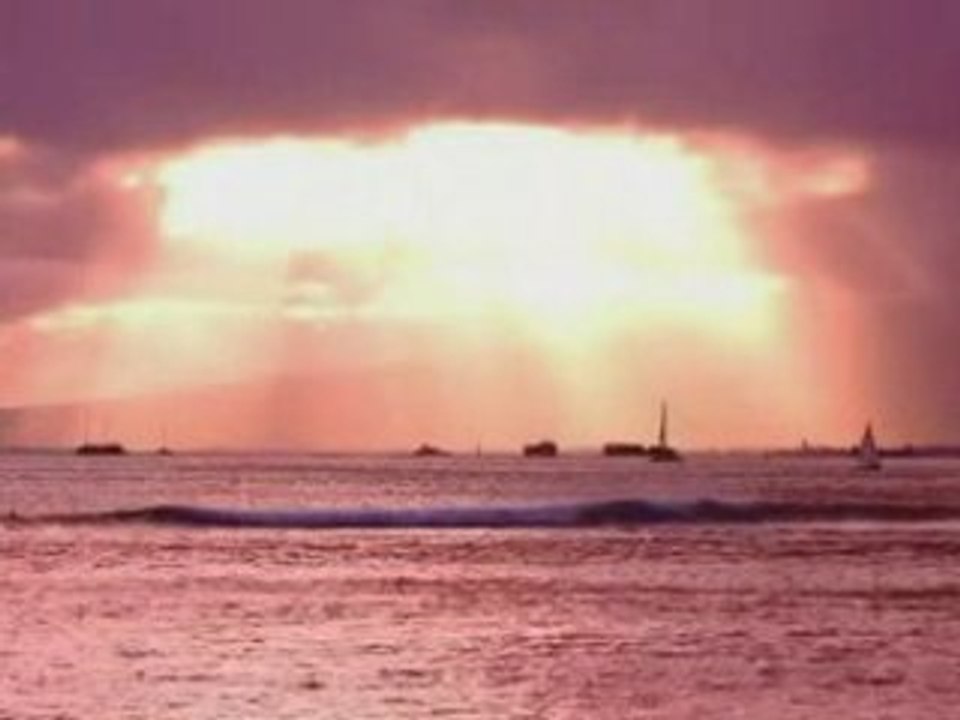 Ishikawa_Seri-Moon Light Surfer