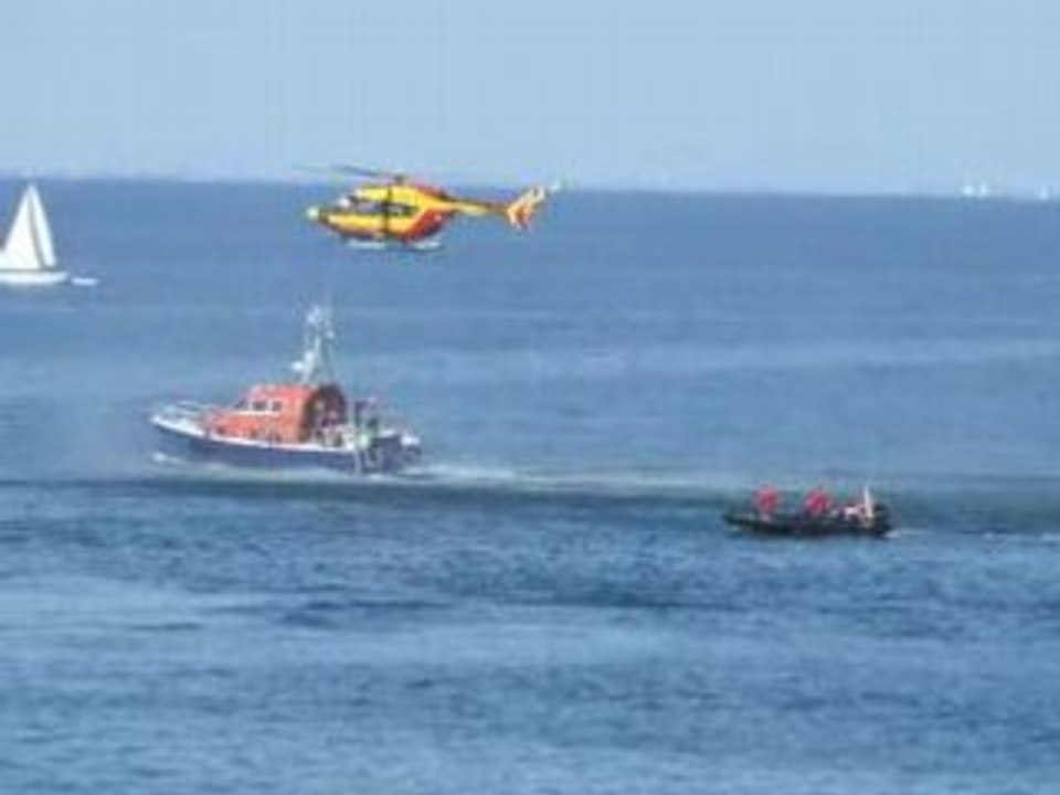 Hélitreuillage Plage Des Grands Sables