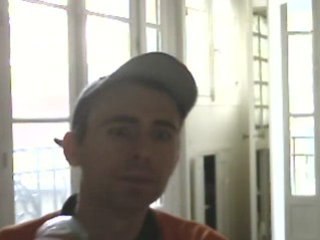 Wiwi égratigne "Heartbeat"