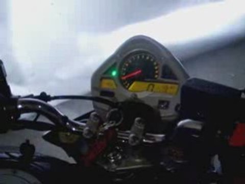 Pot leovince gp style sur hornet 08