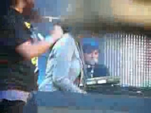 Quentin chercher le garcon Nrj in the park 2008 balance