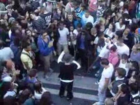 techno parade 2008 Dance Battle 1