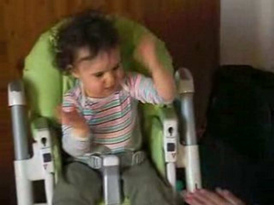 Tape tape petites mains