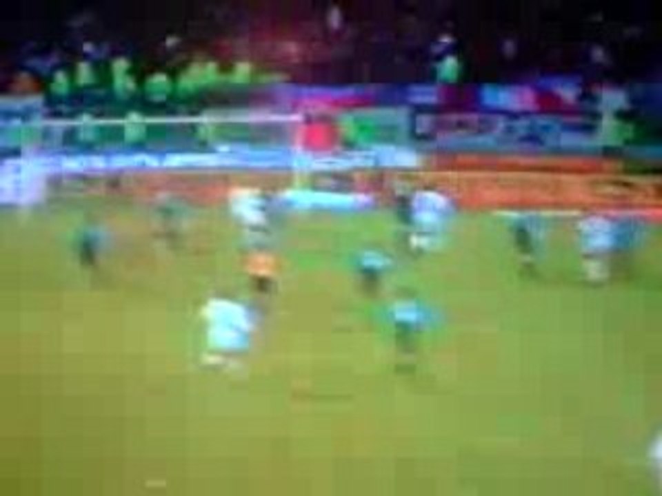 Magnifique but de Sony Anderson pour OL