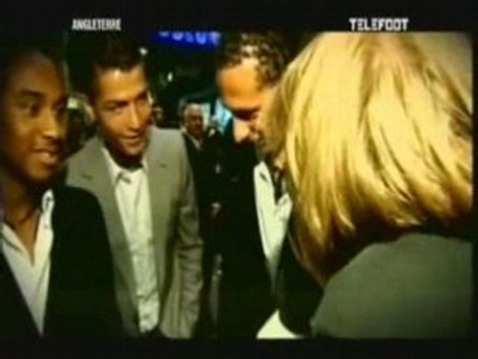 RONALDO"JE SUIS LE MEILLEUR JOUEUR DE L'HISTOIRE" XD XD X