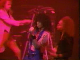 Yngwie Malmsteen - Don't Let It End (Live) 83