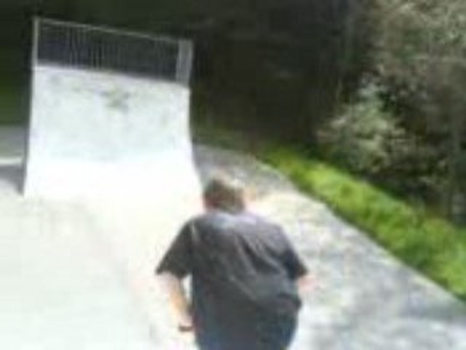 dylan skate-park
