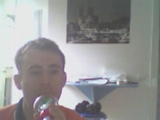 Wiwi égratigne "My army of lovers"