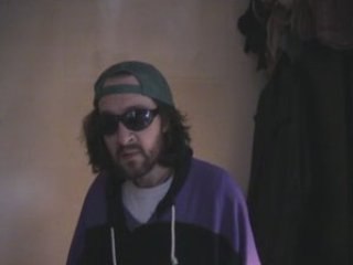 Max la menace... NON Edvige la menace