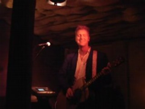 SAM STONER EN CONCERT AU CHAT NOIR A PARIS LE 3 MAI