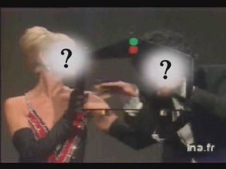 032-Démasquez_le_Magicien