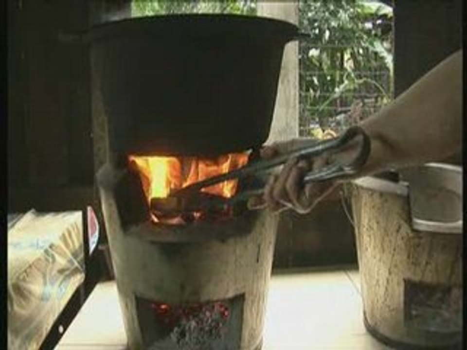 Action Carbone - Foyers de cuisson au Cambodge