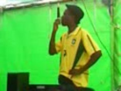 Animation avec les enfants /sydnet camping ARES 2008