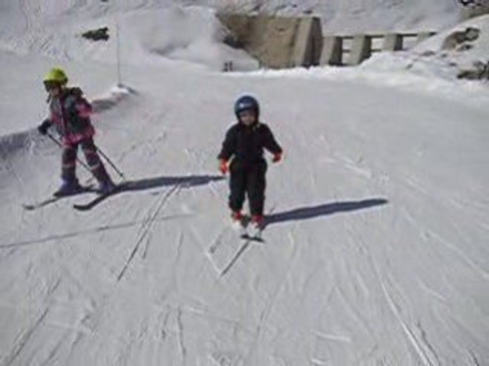 Solène fait du ski à Orcières