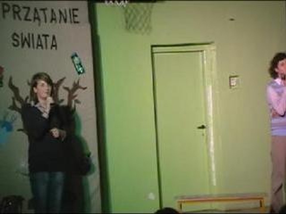 Przedstawienie z okazji sprzątania świata