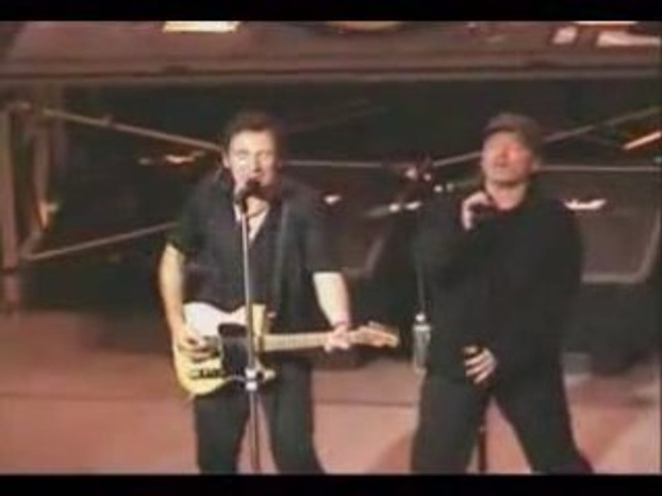 U2 Bono   Bruce Springsteen Because the night live