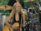 Sheryl Crow - Out of our heads [Live@The Tonight Show 2008]