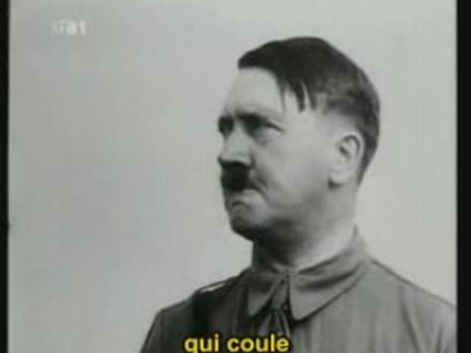 La vie caché d'hitler 7 "Hitler se pisse dessus"