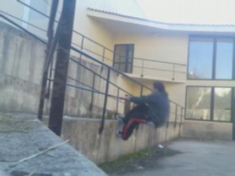 LOLAILOMENN