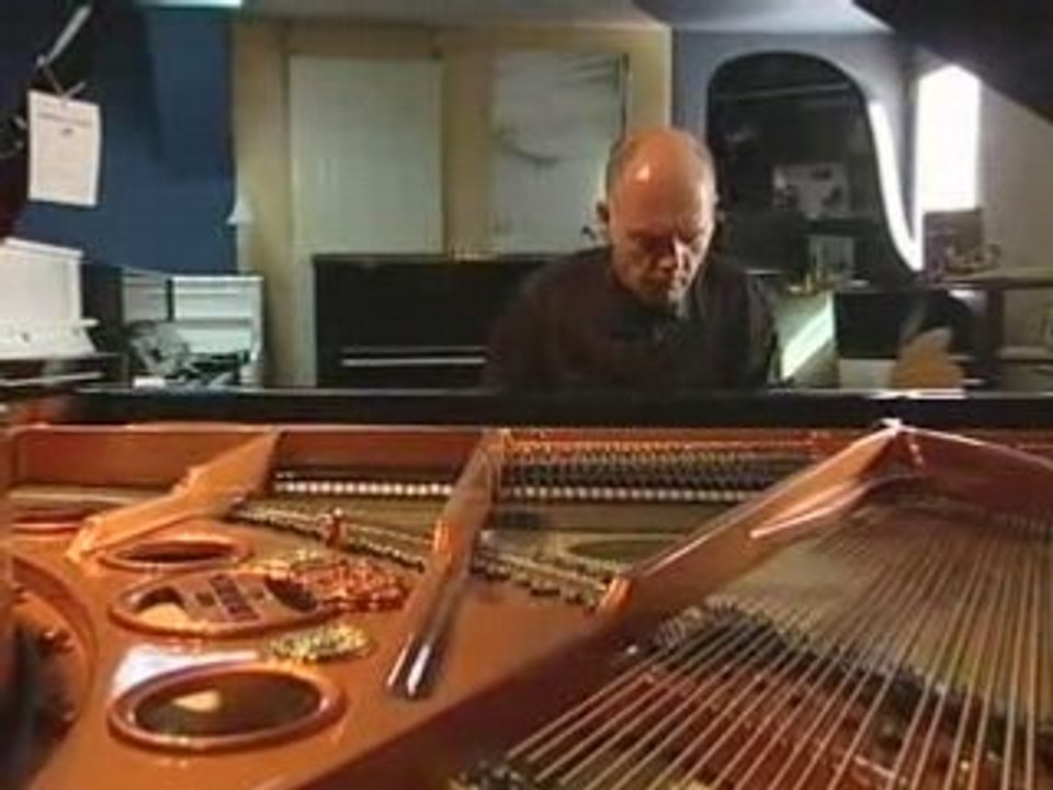 Piano : les accordeurs Desevedavy