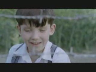 El niño del pijama de rayas Trailer Spanish