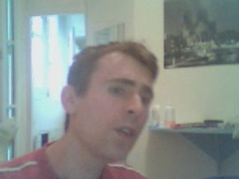 Wiwi égratigne Alfie