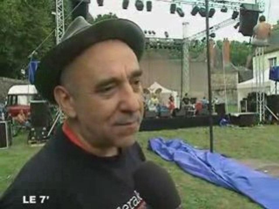 LO'JO au festival des Accroche-coeur