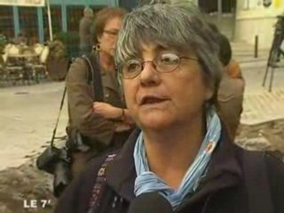 Angers : 8 sarcophages découverts place du ralliement