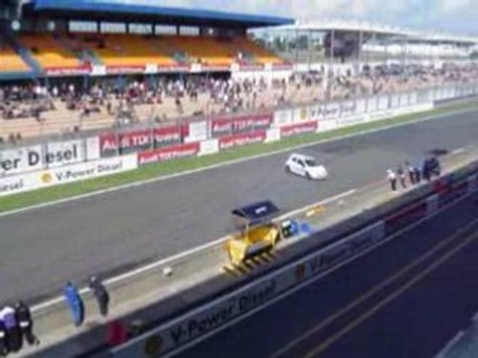 MOV02934 Démo Clio Rugby