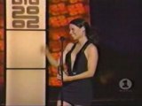 Lucy Liu sexy short skirt beautiful legs recieving award