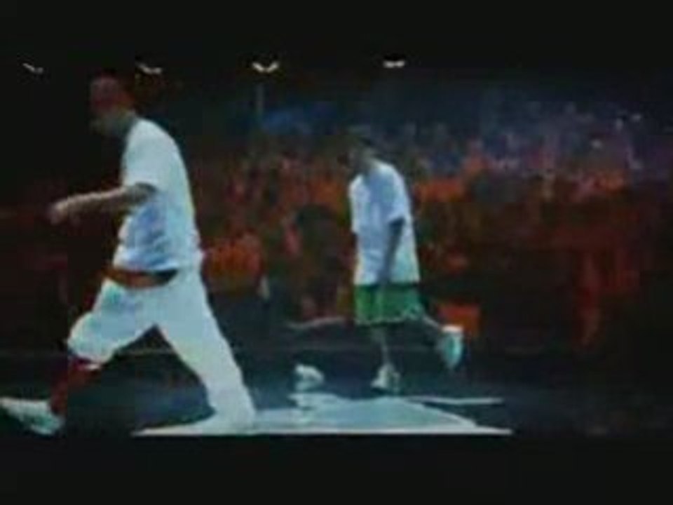 Bootuz_vs_Roxrite_-_Red_Bull_BC_One_2007_-_DVD_Quality