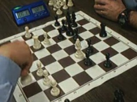 ECHECS : DJAMEL 0 VS 1 STEPH ( COUPE 2008 )