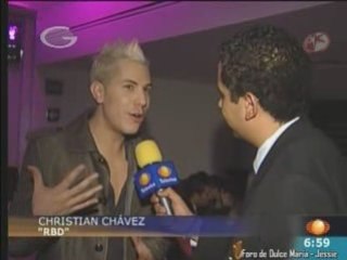 Christian habla de su campaña, disco y Anahi (1N)