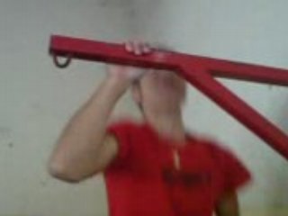 Cour de sport Tractions delire