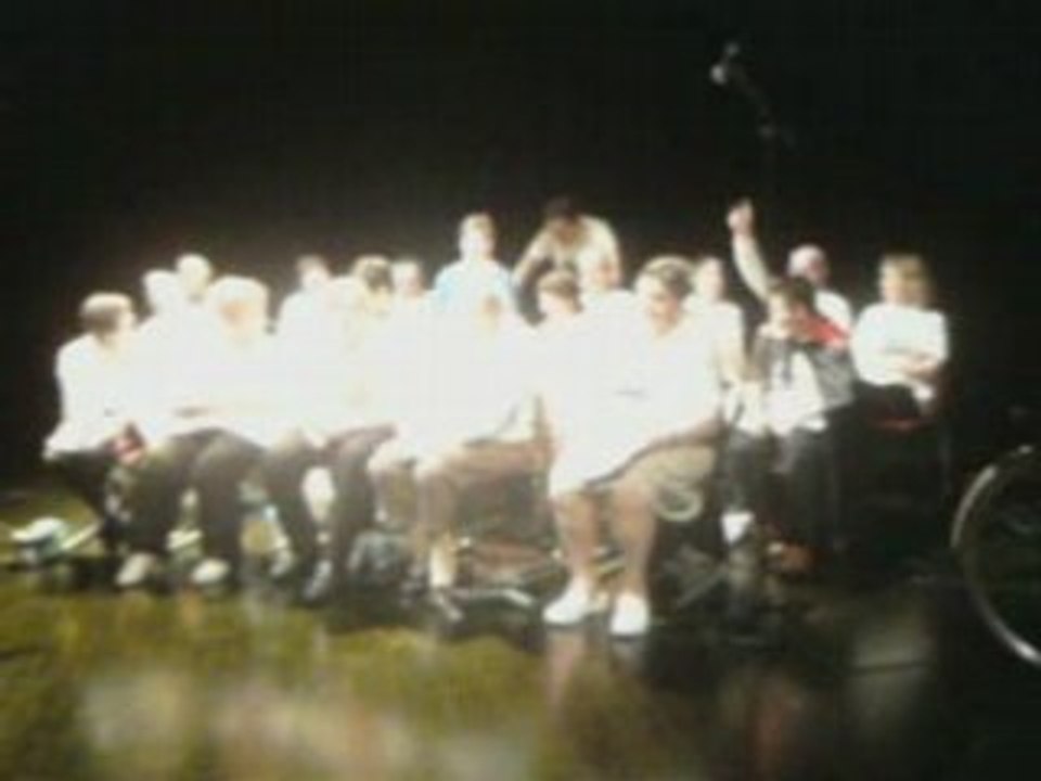 Le Spectacle CABARET  Au theatre du cloitre a BELLAC (87)