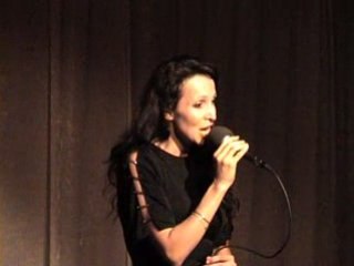 A mourir pour mourir, Alcyon interprète Barbara