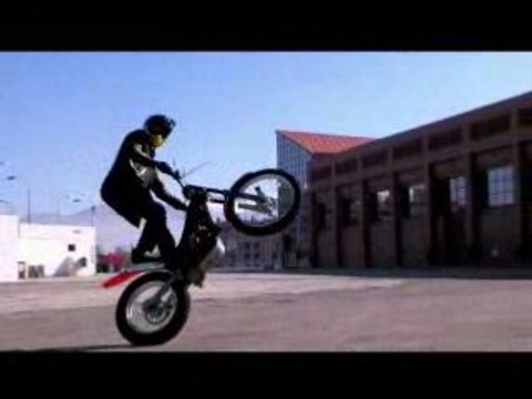 [TRIAL MOTO] Julien Dupont Ride Freestyle in SPAIN [Goods