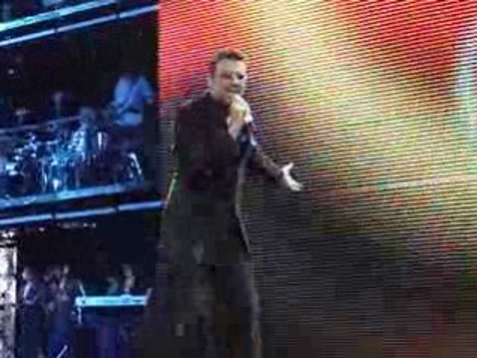 Georges Michael - Amazing - Paris 2007