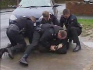 UK Police Chase Car Thief on Bike