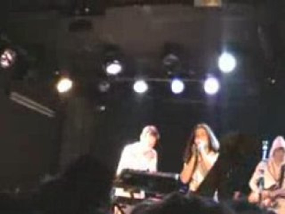 MAYA BARSONY - MAIS KESKILYA (LIVE A LA BOULE NOIRE) HQ2