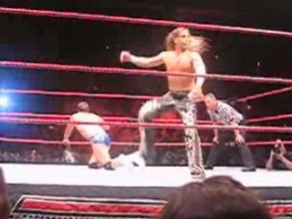 Le sweet chin music de SHAWN MICHAELS a raw bercy