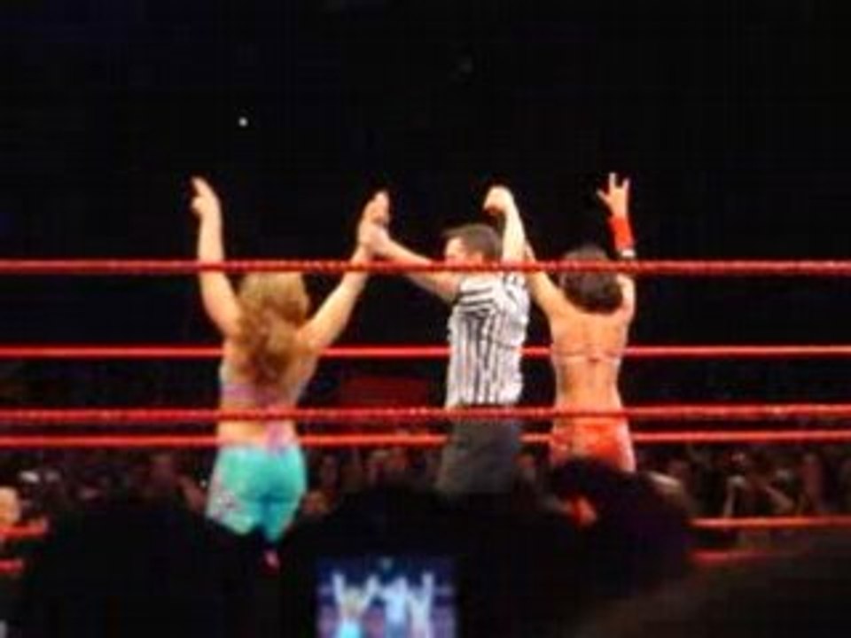 Victoire candice et Mickie Bercy