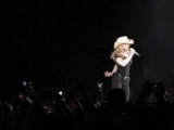 Madonna - Confessions tour - Let it will be - Paris 2006