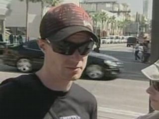 Fans pay tribute to actor Paul Newman