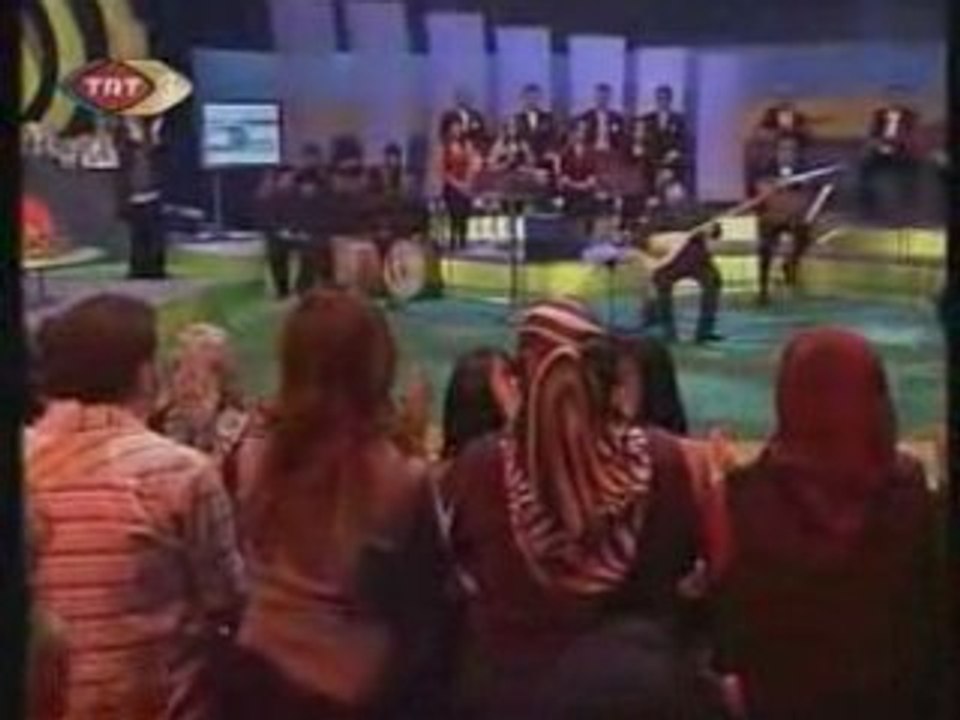 Erol Parlak Evlerinin önü marul