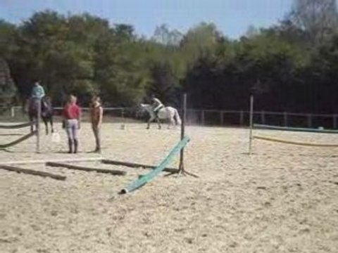 Emir et Moi à l'obstacle [vidéo]