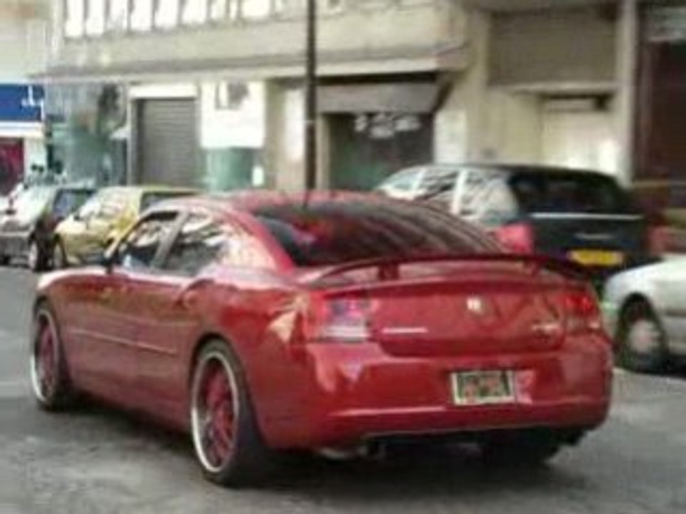 Dodge Charger SRT-8